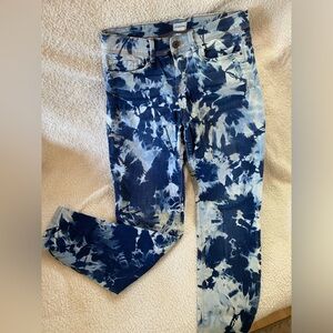 Sneak peek jean, Up-Cycled